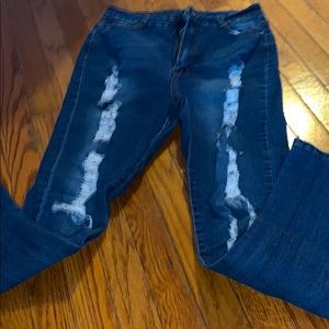 High waisted ripped jeans